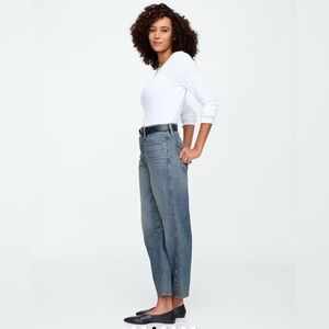 Gap High-Rise Denim Barrel Horseshoe Jeans NWOT 8/29 Medium Indigo